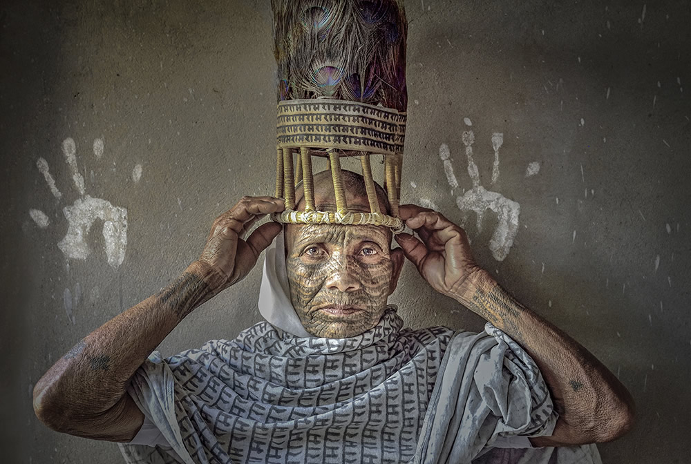 Wrapped With Faith: Photo Series By Indian Photographer Tania Chatterjee